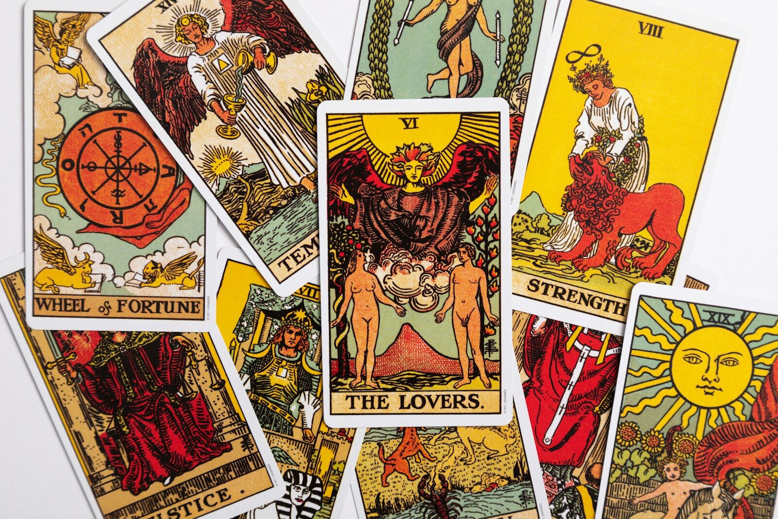 Les cartes et les signes astro